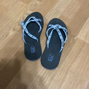 Teva sandal, strappy blue